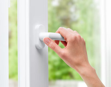 Poignet fenêtre cassée ou bloquée