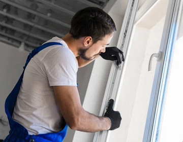 Cadre fenêtre abîmé ou déformé